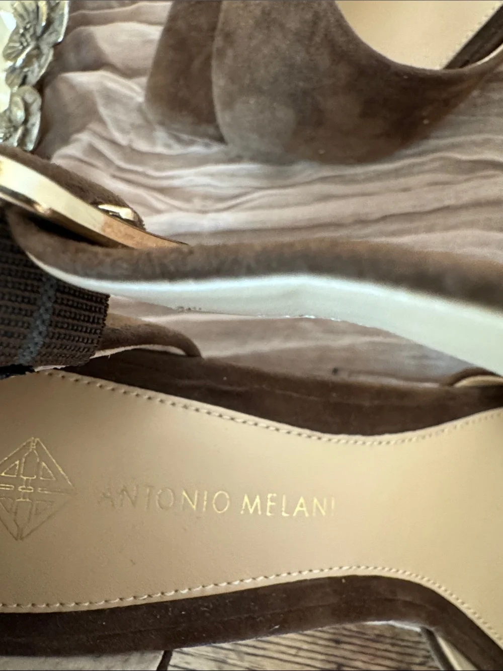 ANTONIO MELANI elegant brown